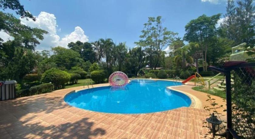Oyo 966 Boss Khaoyai Hotell Ban Bung Toei Eksteriør bilde