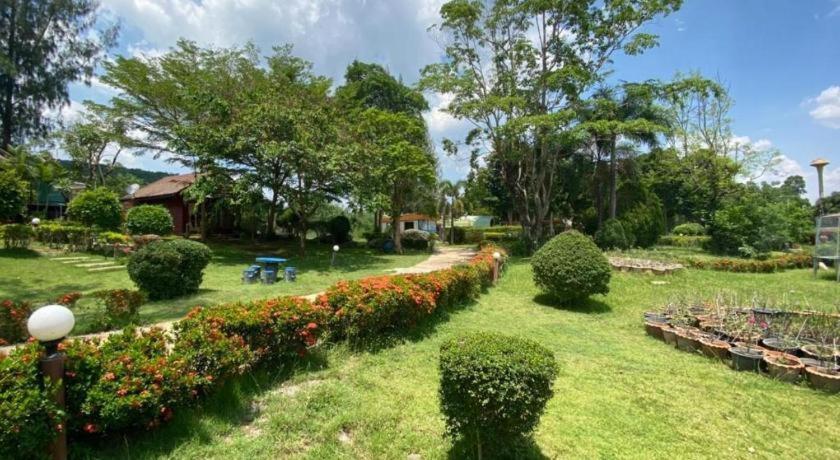 Oyo 966 Boss Khaoyai Hotell Ban Bung Toei Eksteriør bilde