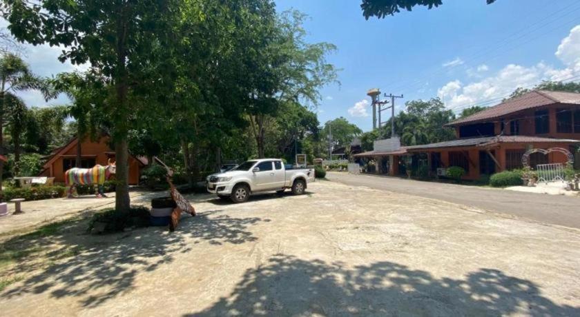 Oyo 966 Boss Khaoyai Hotell Ban Bung Toei Eksteriør bilde