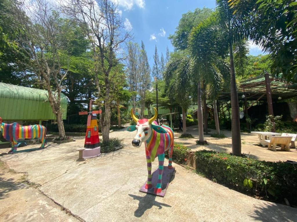Oyo 966 Boss Khaoyai Hotell Ban Bung Toei Eksteriør bilde