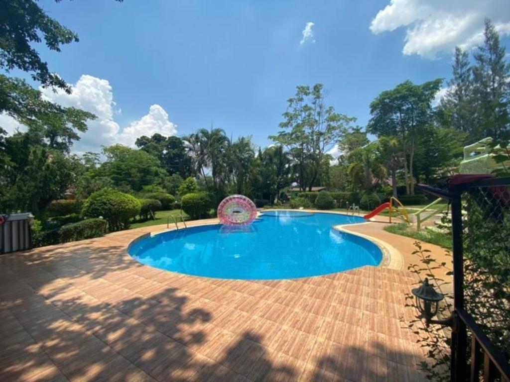Oyo 966 Boss Khaoyai Hotell Ban Bung Toei Eksteriør bilde