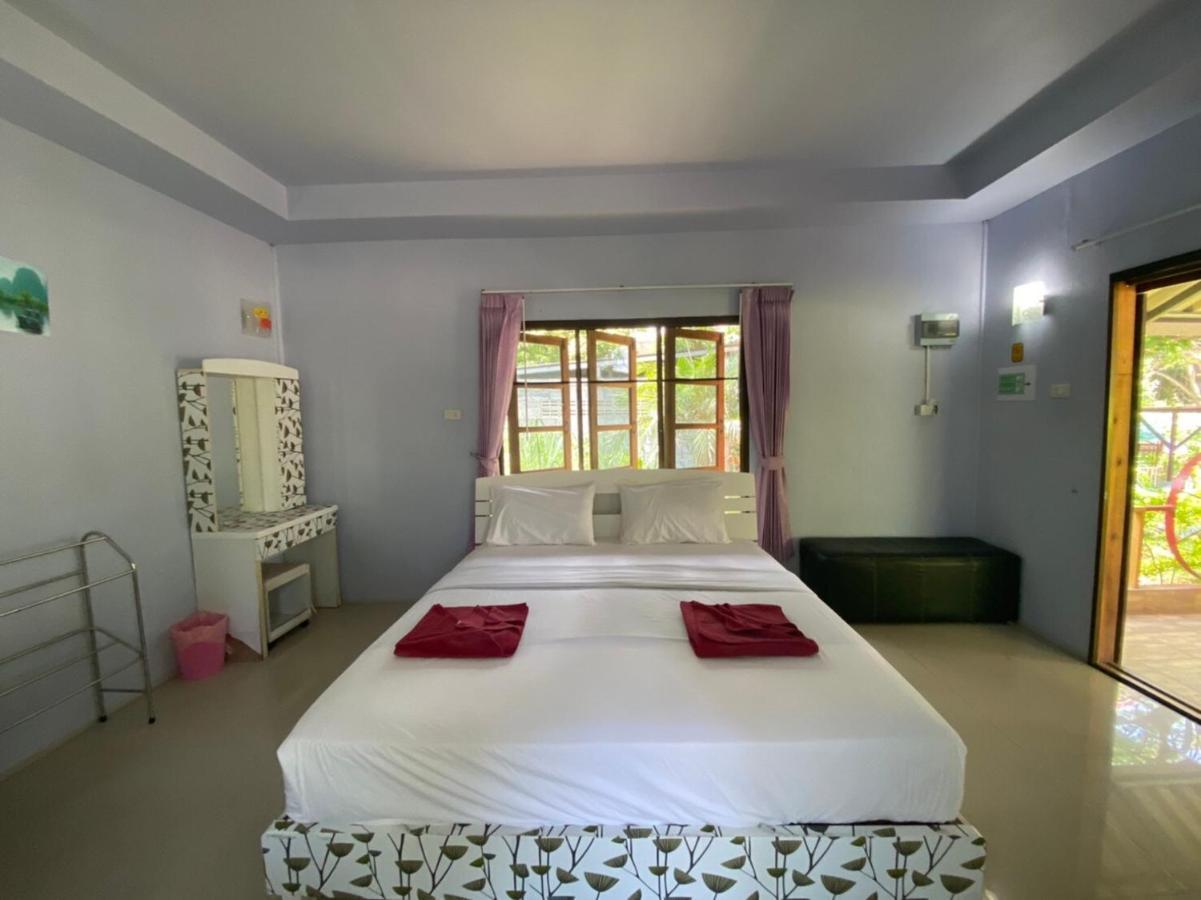 Oyo 966 Boss Khaoyai Hotell Ban Bung Toei Eksteriør bilde