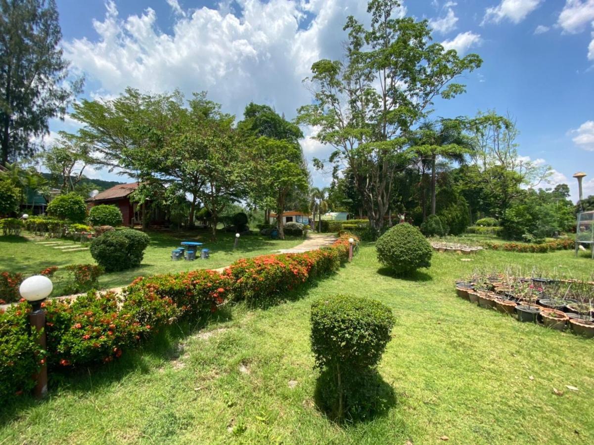 Oyo 966 Boss Khaoyai Hotell Ban Bung Toei Eksteriør bilde