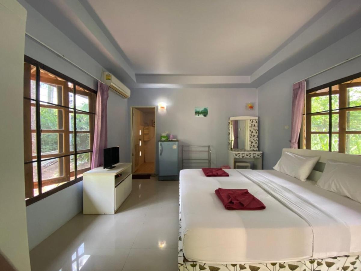Oyo 966 Boss Khaoyai Hotell Ban Bung Toei Eksteriør bilde